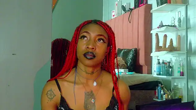 DaniaMarcell online show from May 16, 2026, 4:20 am