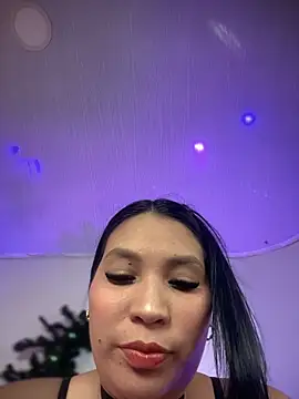 YaraXX1 online show from February 7, 2026, 4:27 am