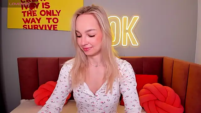 DaisyMellifluous online show from January 15, 2026, 1:32 am