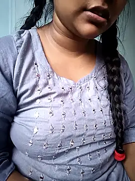 Snapshot of Desi_Nil_pori chatting on January 16, 2026, 2:48 am Desi Nil pori online show from January 16, 2026, 2:48 am