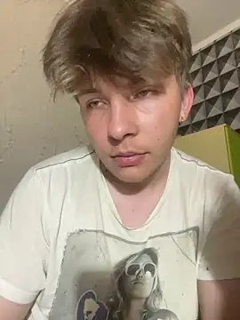 Snapshot of marcus_euphoria_ chatting on April 30, 2026, 9:30 pm marcus euphoria online show from April 30, 2026, 9:30 pm