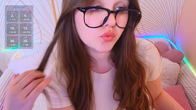 Lana Delanay online show from April 6, 2026, 6:03 am