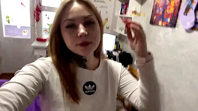 TraciBallena online show from February 9, 2026, 7:12 am