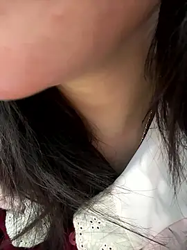 Single-momm22 online show from January 8, 2026, 2:08 pm