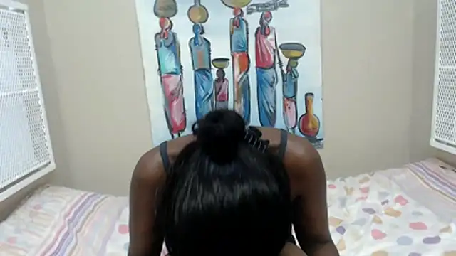 TallDivaNoir online show from April 14, 2026, 6:47 pm