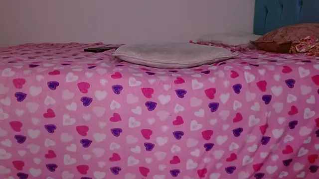 Snapshot of mayitoatmsuckdirty69 chatting on February 17, 2026, 9:32 pm mayitoatmsuckdirty69 online show from February 17, 2026, 9:32 pm