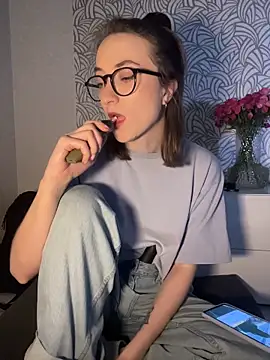 Snapshot of Persephone_Kore chatting on February 6, 2026, 2:09 pm Persephone Kore online show from February 6, 2026, 2:09 pm