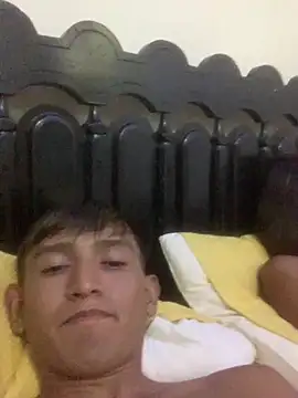 GeorgiandCoi online show from April 14, 2026, 4:18 am