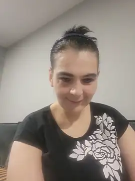 roksa2026 online show from May 13, 2026, 9:17 am