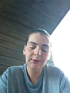 Snapshot of roksa2026 chatting on June 27, 2026, 5:01 am roksa2026 online show from June 27, 2026, 5:01 am