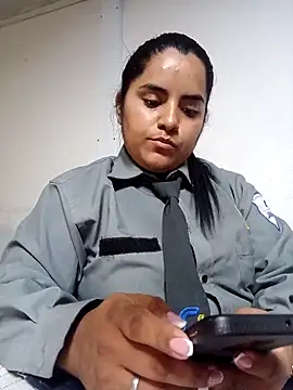 Isabel 3 online show from February 19, 2026, 1:12 am