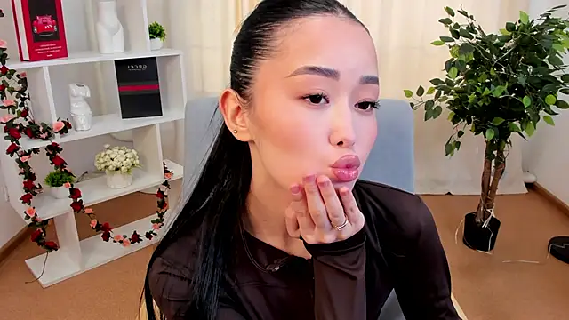 KellyKaai online show from January 14, 2026, 9:59 am