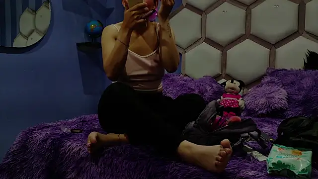 yvi taylor online show from April 17, 2026, 1:14 pm