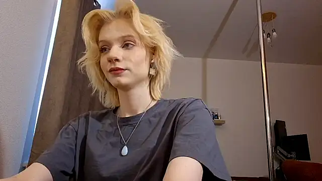 AuraNevera online show from January 15, 2026, 5:23 am