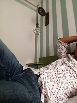 Carlitos2728 online show from January 13, 2026, 1:27 pm