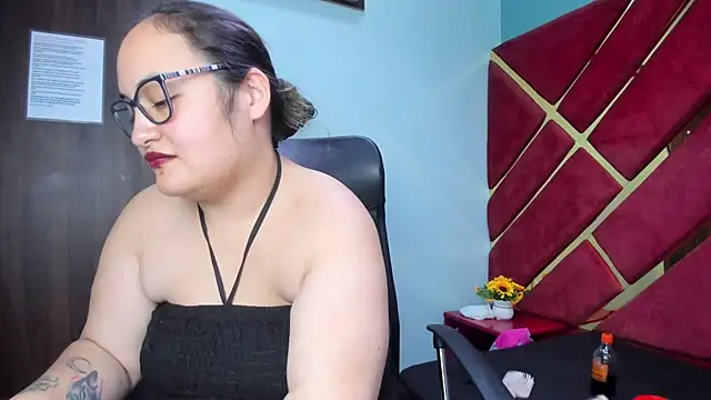 MiaRouss69 online show from February 20, 2026, 12:51 am