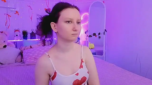 Snapshot of SunshineBlaze chatting on February 2, 2026, 1:21 pm SunshineBlaze online show from February 2, 2026, 1:21 pm