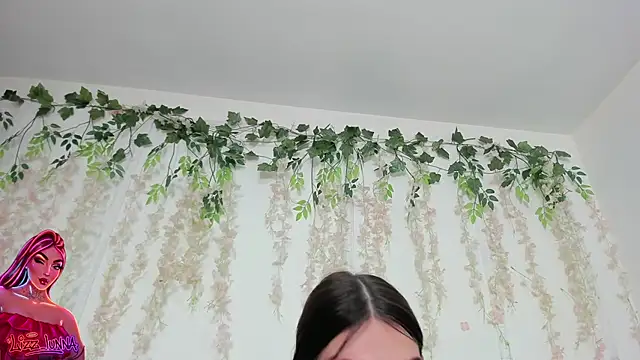 lizz lunna online show from April 18, 2026, 12:14 am