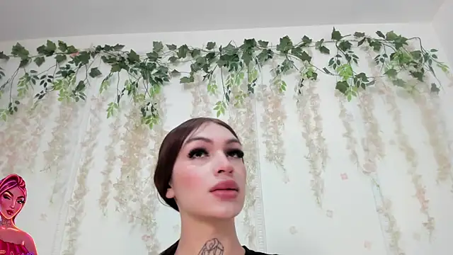 Snapshot of lizz_lunna chatting on June 2, 2026, 8:33 pm lizz lunna online show from June 2, 2026, 8:33 pm