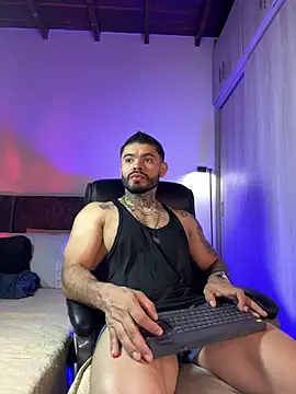 thiago ferrari  online show from March 24, 2026, 11:21 pm