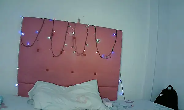 Mia Suarez7 online show from July 11, 2026, 10:22 pm