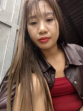 apple0011 online show from February 26, 2026, 4:00 am