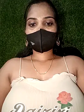 Snapshot of Nithyatamil chatting on February 11, 2026, 5:07 pm Nithyatamil online show from February 11, 2026, 5:07 pm