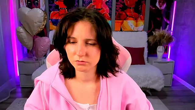 KikaOsterman online show from March 6, 2026, 12:12 pm