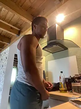 Axel black10 online show from February 3, 2026, 8:41 am