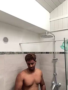 Axel black10 online show from March 15, 2026, 9:37 am