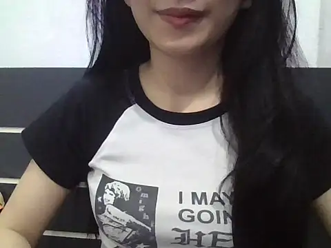 Snapshot of berry_alma06 chatting on July 3, 2026, 1:01 am berry alma06 online show from July 3, 2026, 1:01 am
