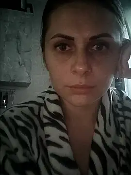 Kitty232425 online show from January 9, 2026, 1:14 pm