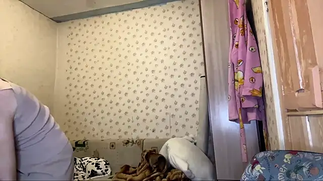 KerieDitti online show from January 14, 2026, 2:12 pm