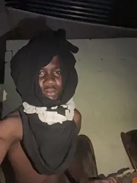 Snapshot of Lltsgettokens22 chatting on February 27, 2026, 2:11 am Lltsgettokens22 online show from February 27, 2026, 2:11 am