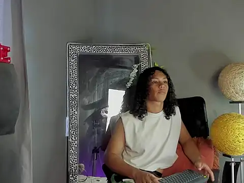 dylaans19 online show from February 21, 2026, 2:29 pm