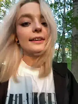 aka Blonde online show from June 1, 2026, 1:57 pm