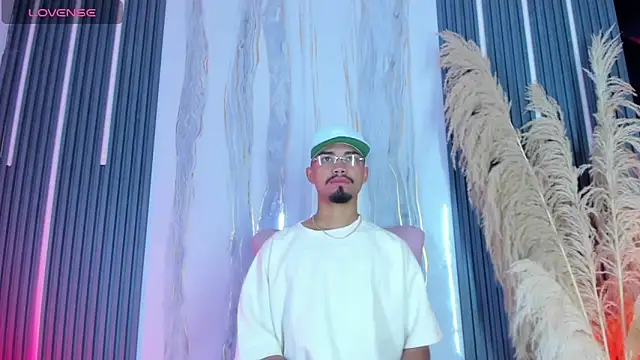 Snapshot of Baby_sexdemon chatting on February 6, 2026, 8:34 pm Baby sexdemon online show from February 6, 2026, 8:34 pm