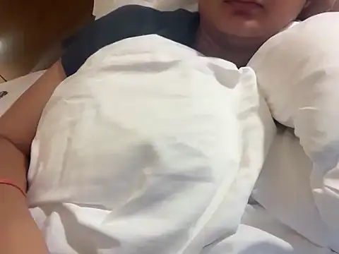 tits8758 online show from July 24, 2026, 1:31 pm