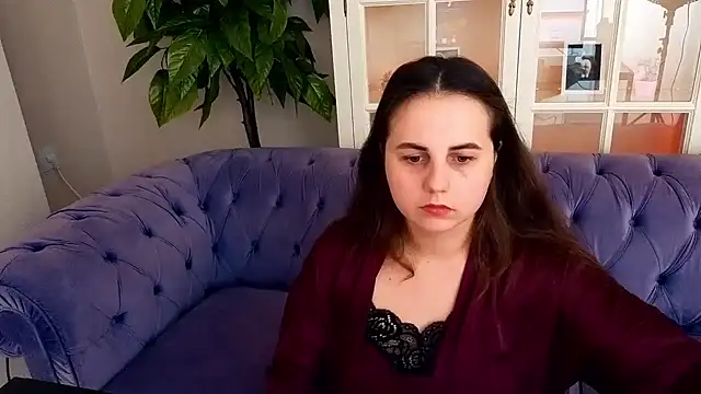 MikaFoxy online show from April 21, 2026, 5:36 am