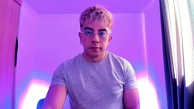 Snapshot of davidMars1 chatting on February 27, 2026, 7:47 pm davidMars1 online show from February 27, 2026, 7:47 pm