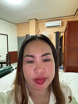 Ponthip online show from February 6, 2026, 8:56 pm