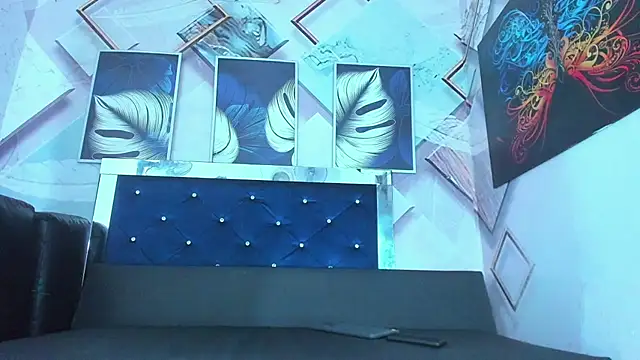 Roman cute online show from January 12, 2026, 2:55 pm