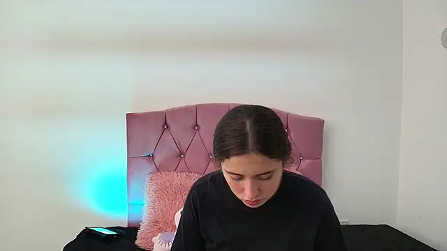 Cherry Boomxx online show from February 24, 2026, 5:55 pm