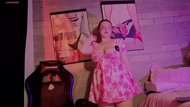 Mia Franklyn online show from March 8, 2026, 2:04 am