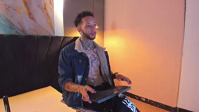 axel valtier online show from January 15, 2026, 4:17 am