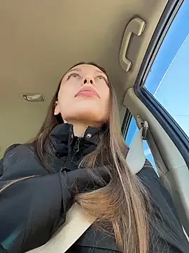 LeiaMood online show from April 8, 2026, 5:40 am