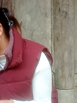 jjennyyy online show from February 6, 2026, 2:16 am