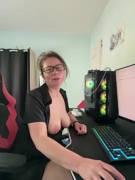 Faucettes online show from April 7, 2026, 1:11 pm