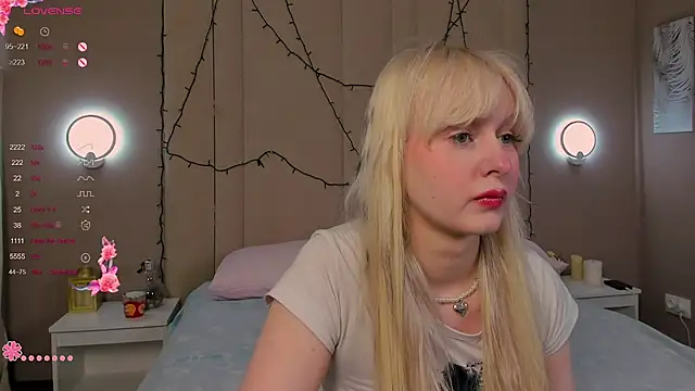 AdeleSilvy online show from March 26, 2026, 1:55 am