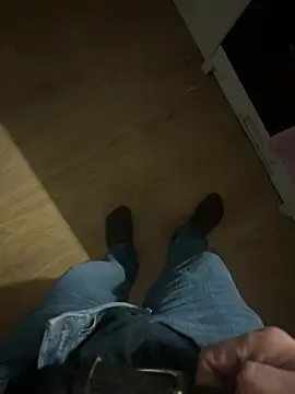 Snapshot of Hamsterdich chatting on February 5, 2026, 12:04 am Hamsterdich online show from February 5, 2026, 12:04 am